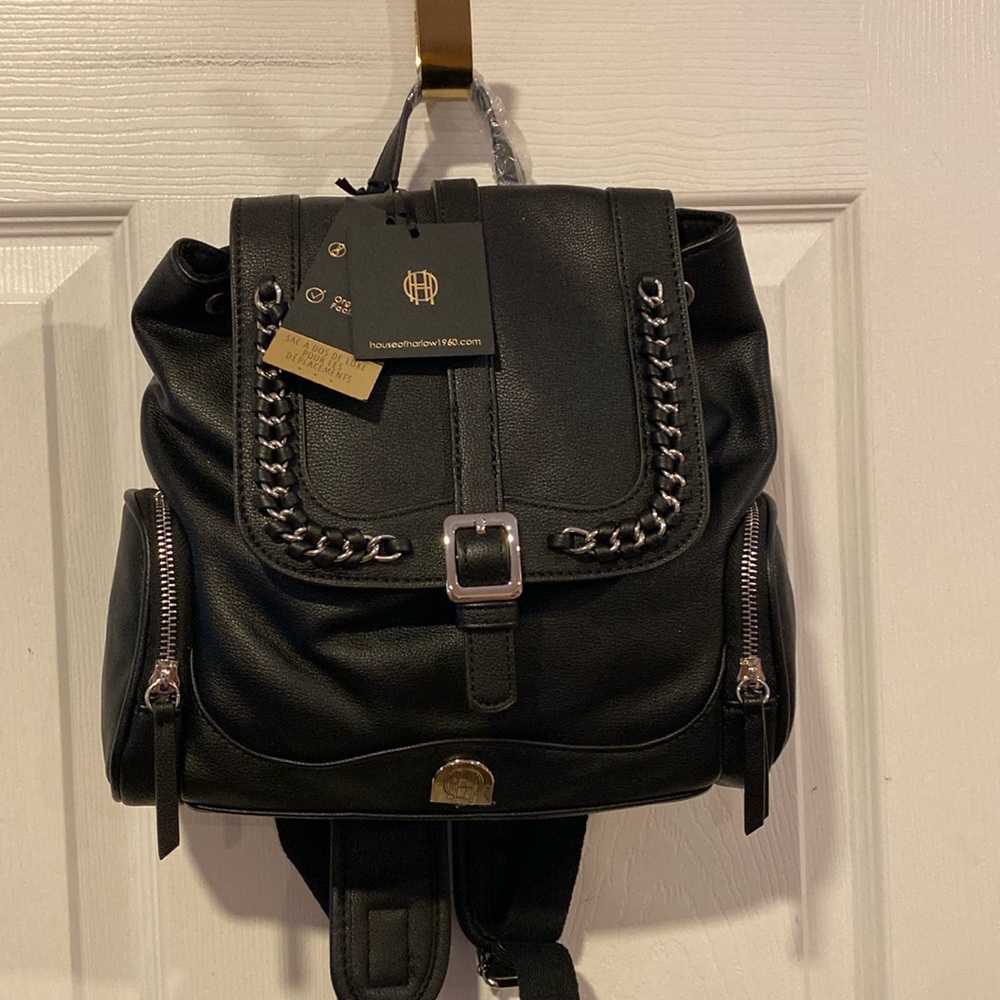 BNWT HOUSE OF HARLOW 1960 Chain Detail Faux Leather Black Women's Backpack - Picture 1 of 10